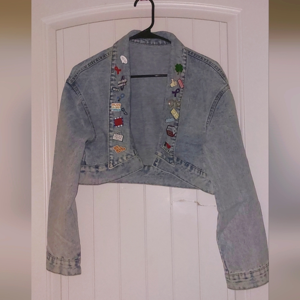 Cropped Jean jacket - Picture 2 of 3